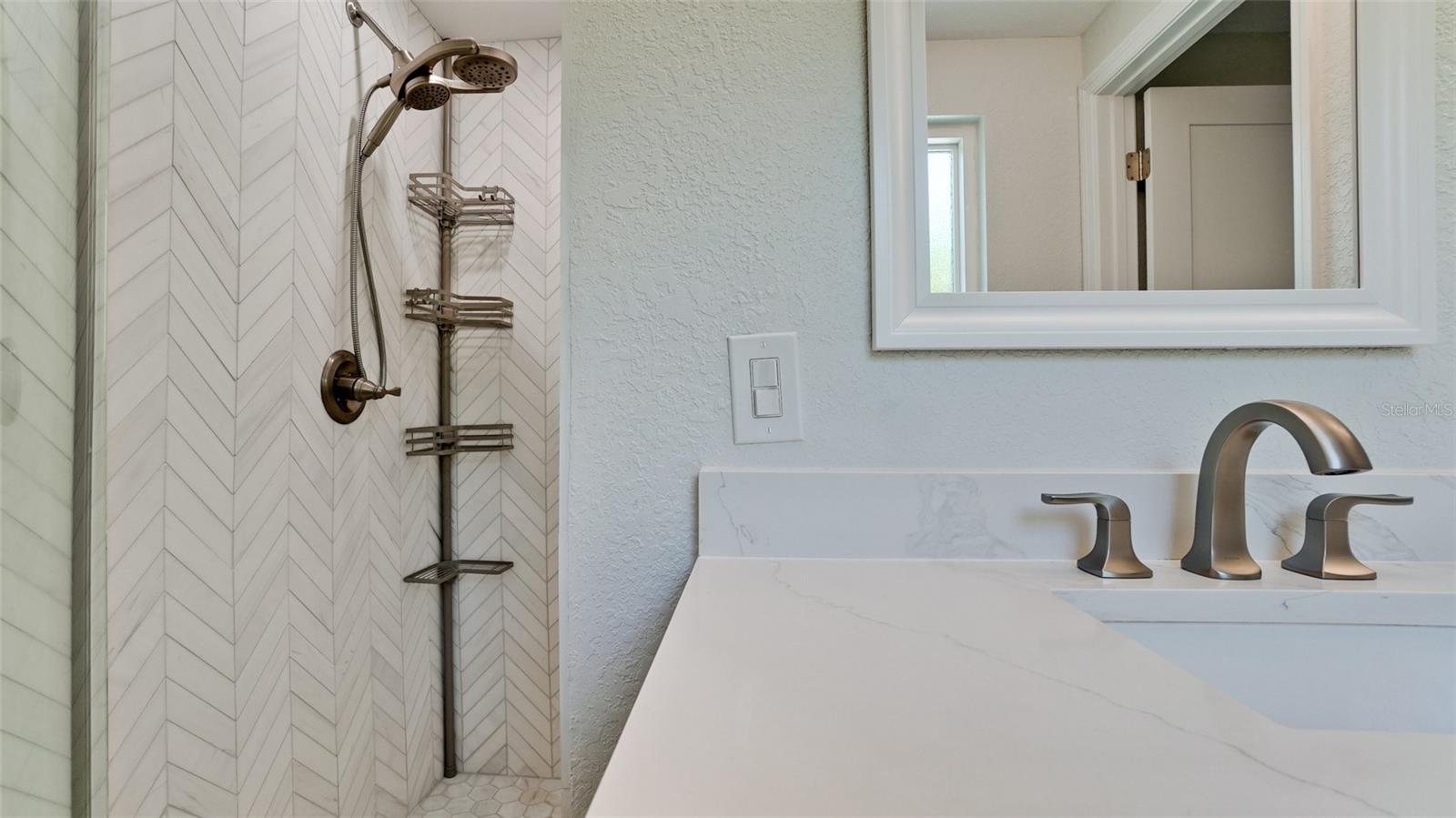 Listing photo id 26 for 504 69th Street