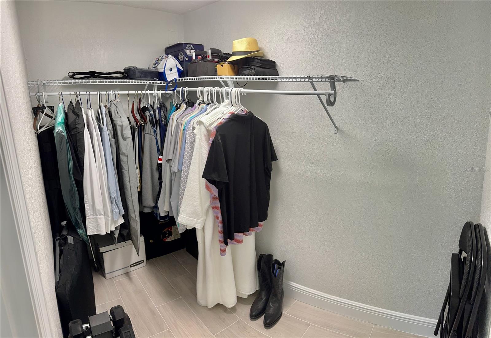 Listing photo id 34 for 504 69th Street