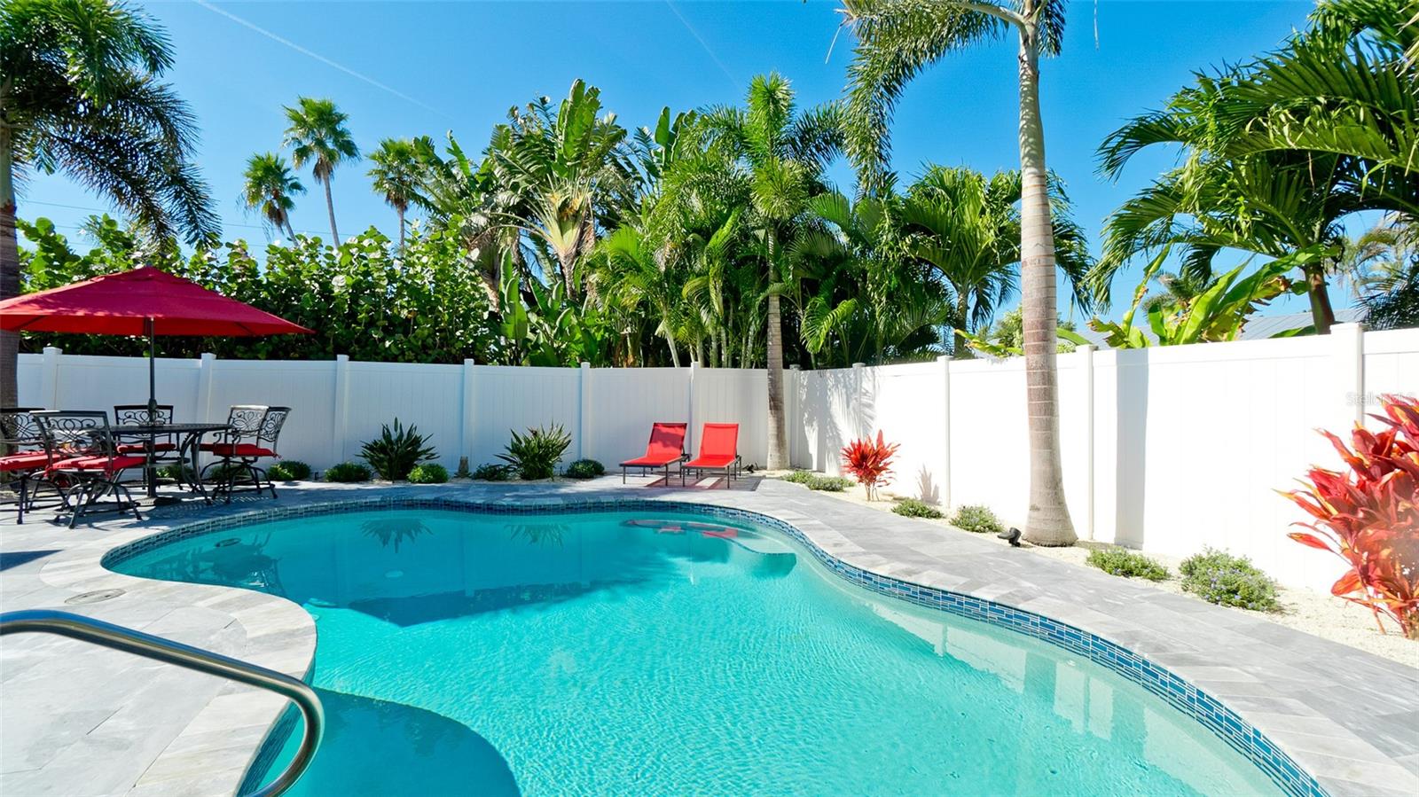 Listing photo id 40 for 504 69th Street