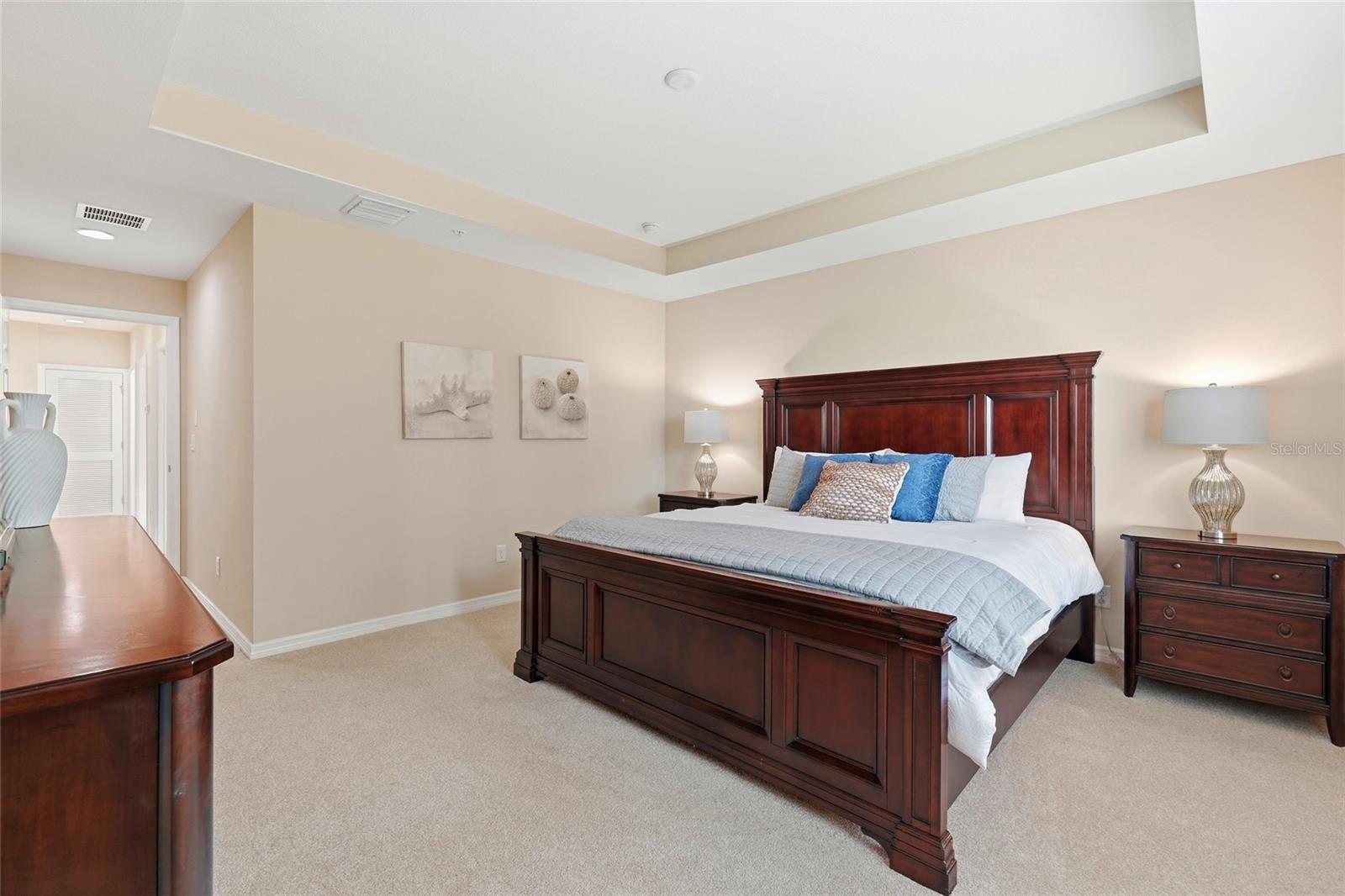 Image 12 of 35 For 7321 Skybird Road 397