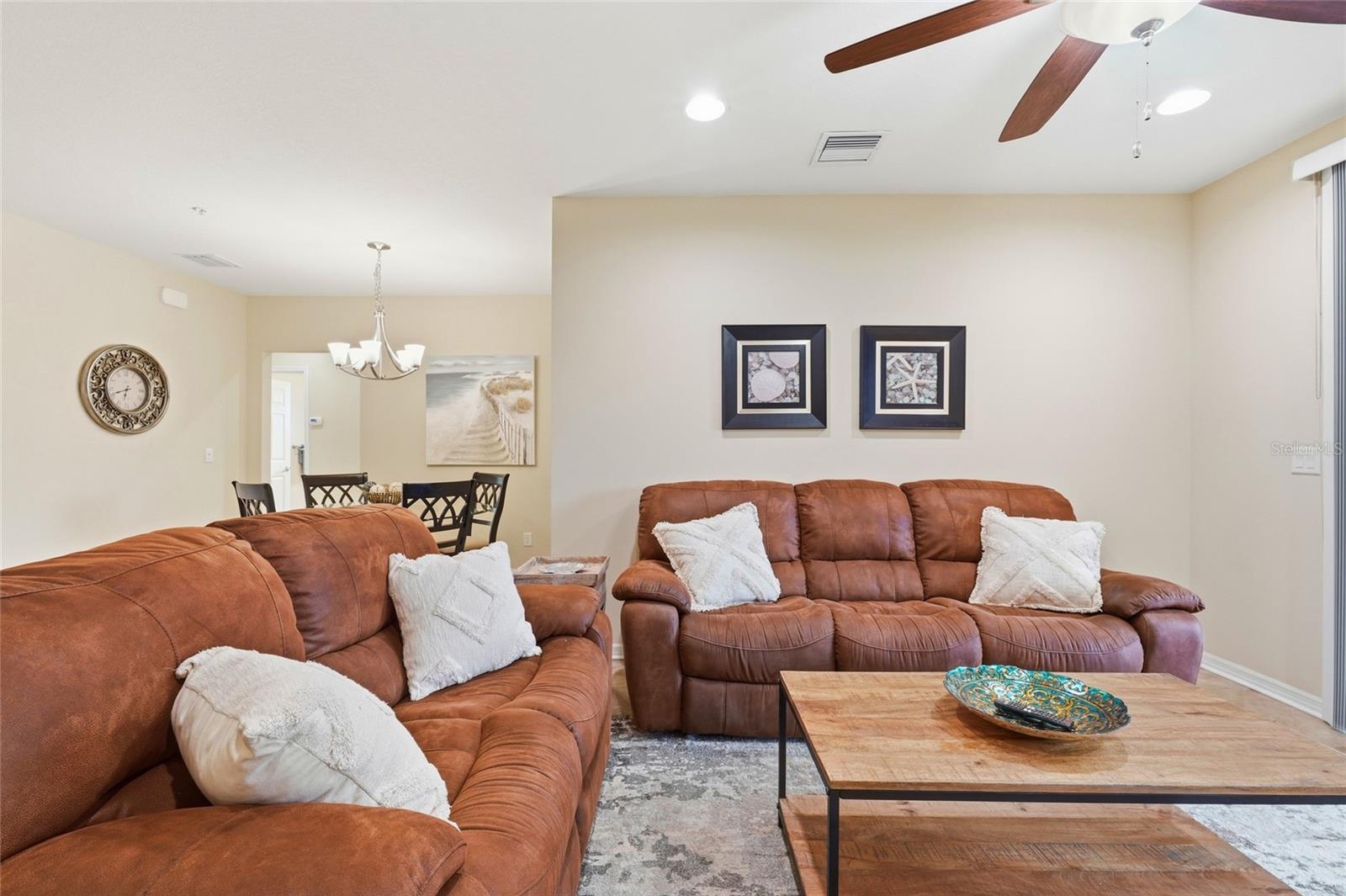 Image 5 of 35 For 7321 Skybird Road 397