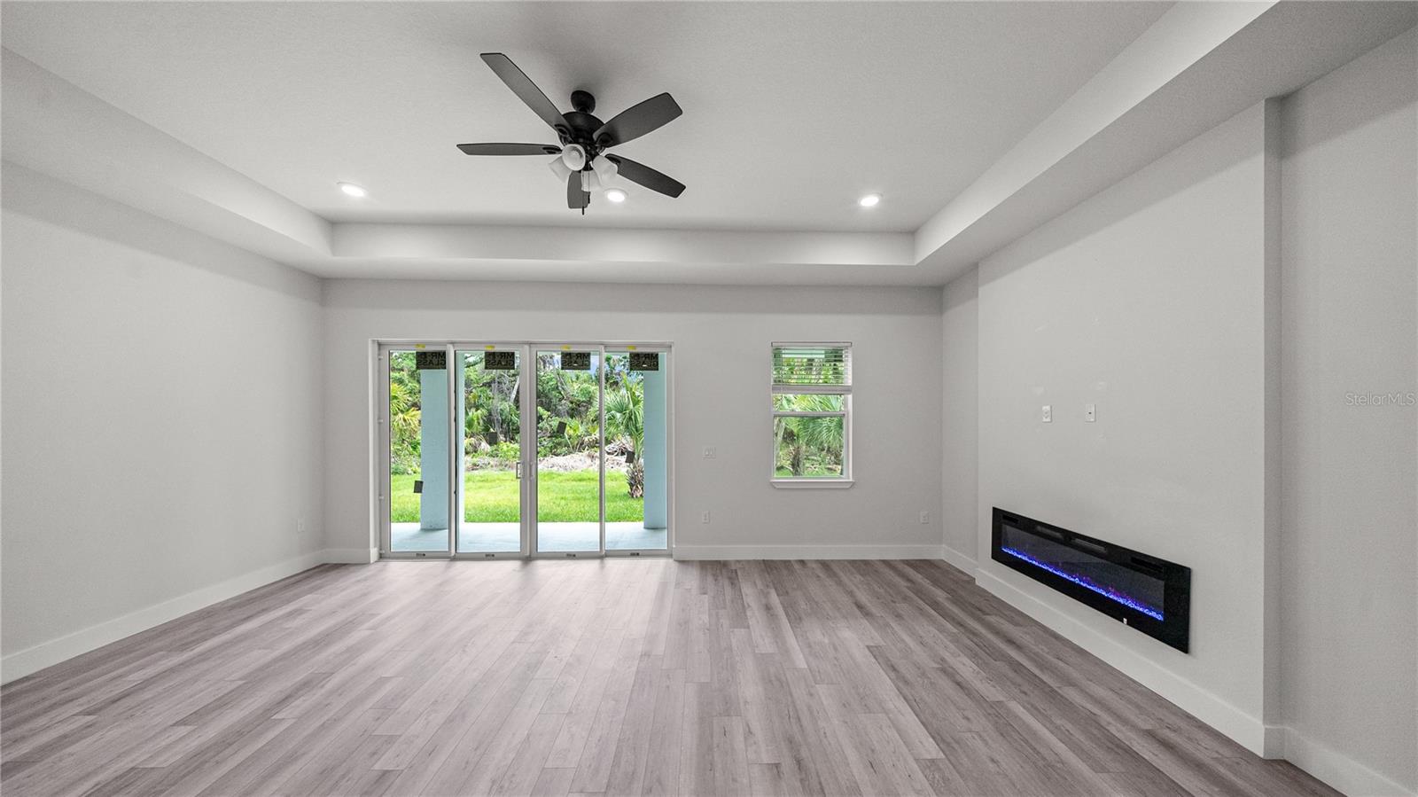 Image 17 of 41 For 4108 Heaton Terrace