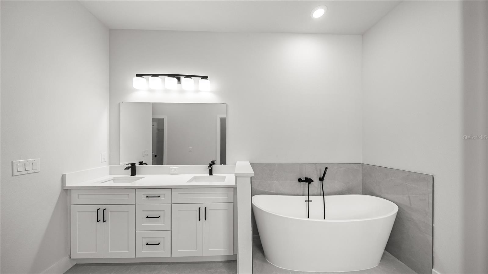 Image 28 of 41 For 4108 Heaton Terrace