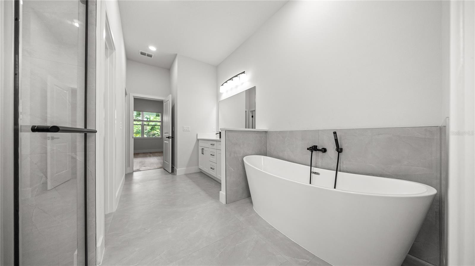 Image 29 of 41 For 4108 Heaton Terrace