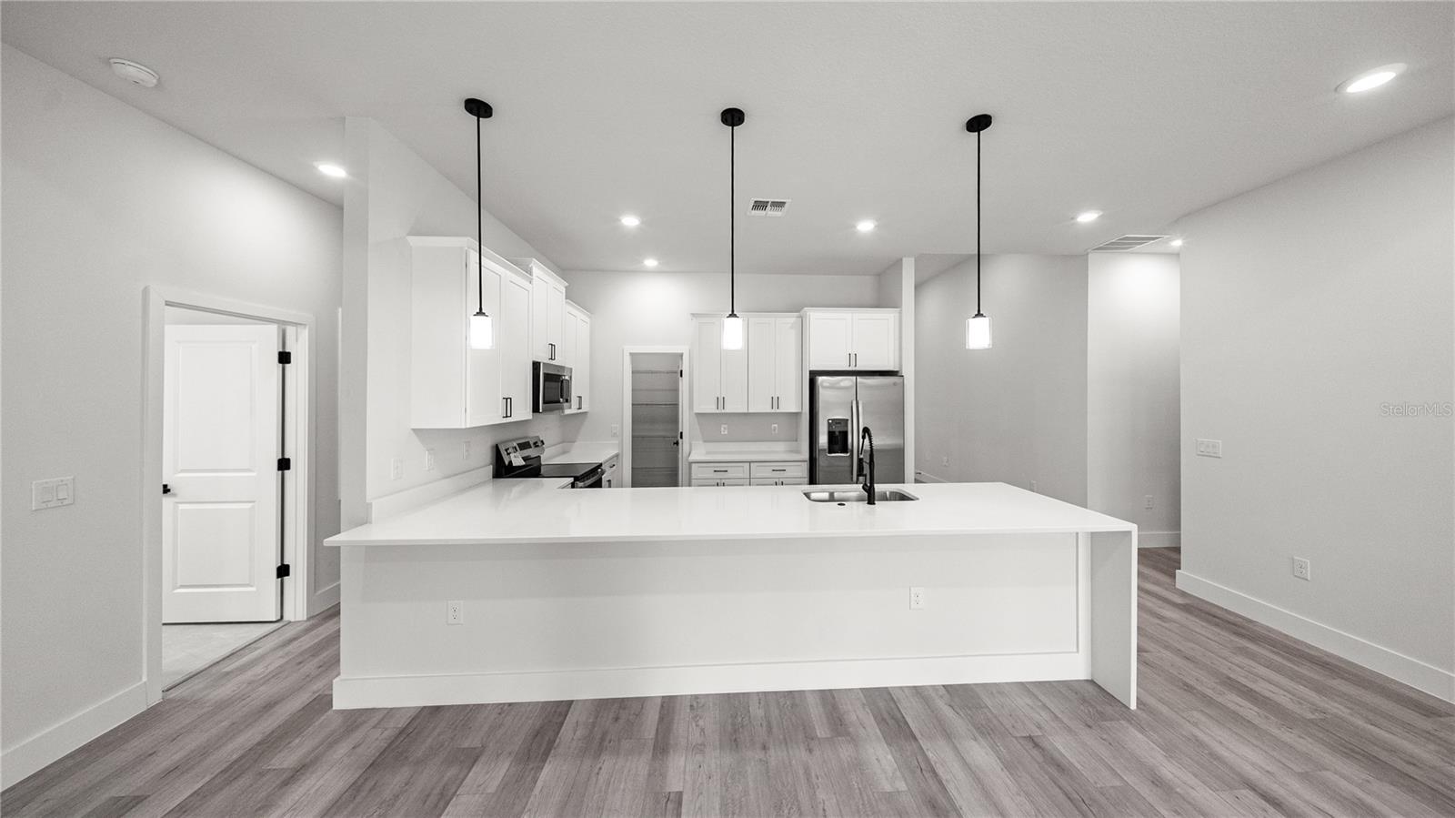 Image 9 of 41 For 4108 Heaton Terrace