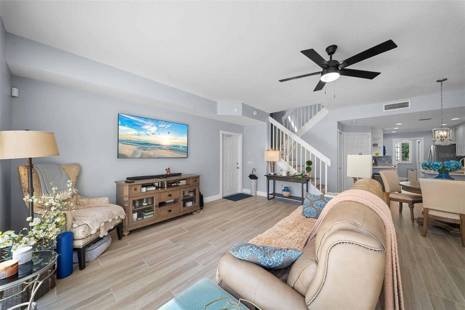 Image 3 of 71 For 7668 Bergamo Avenue