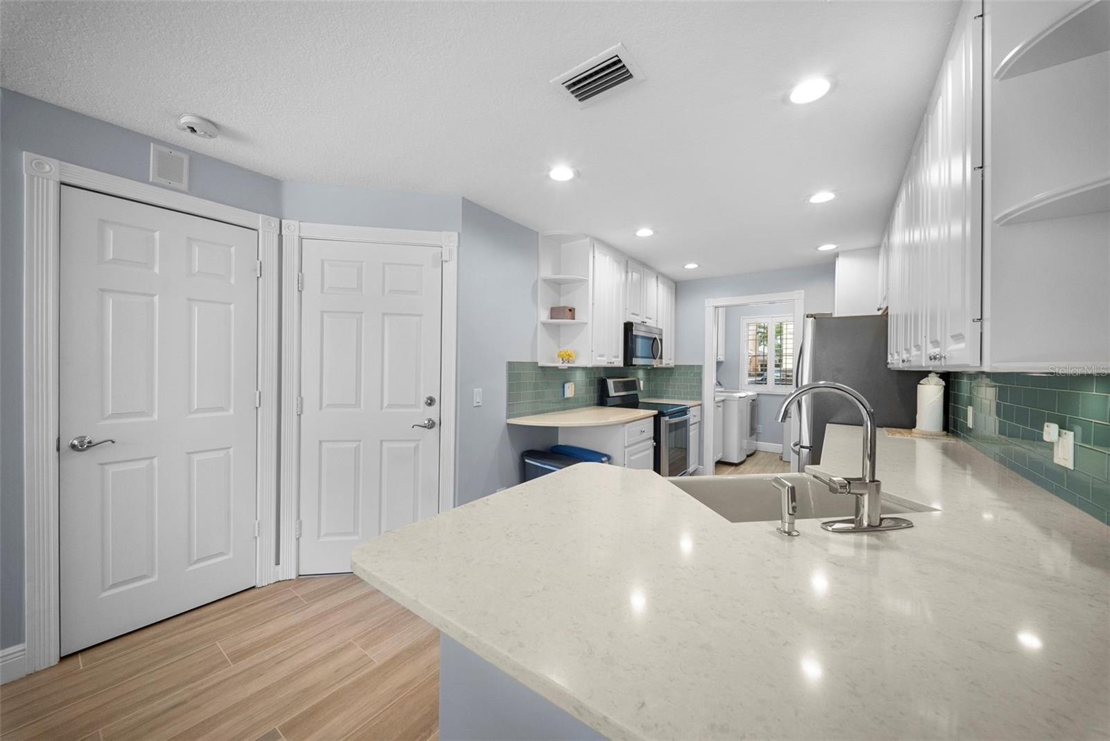 Image 9 of 71 For 7668 Bergamo Avenue