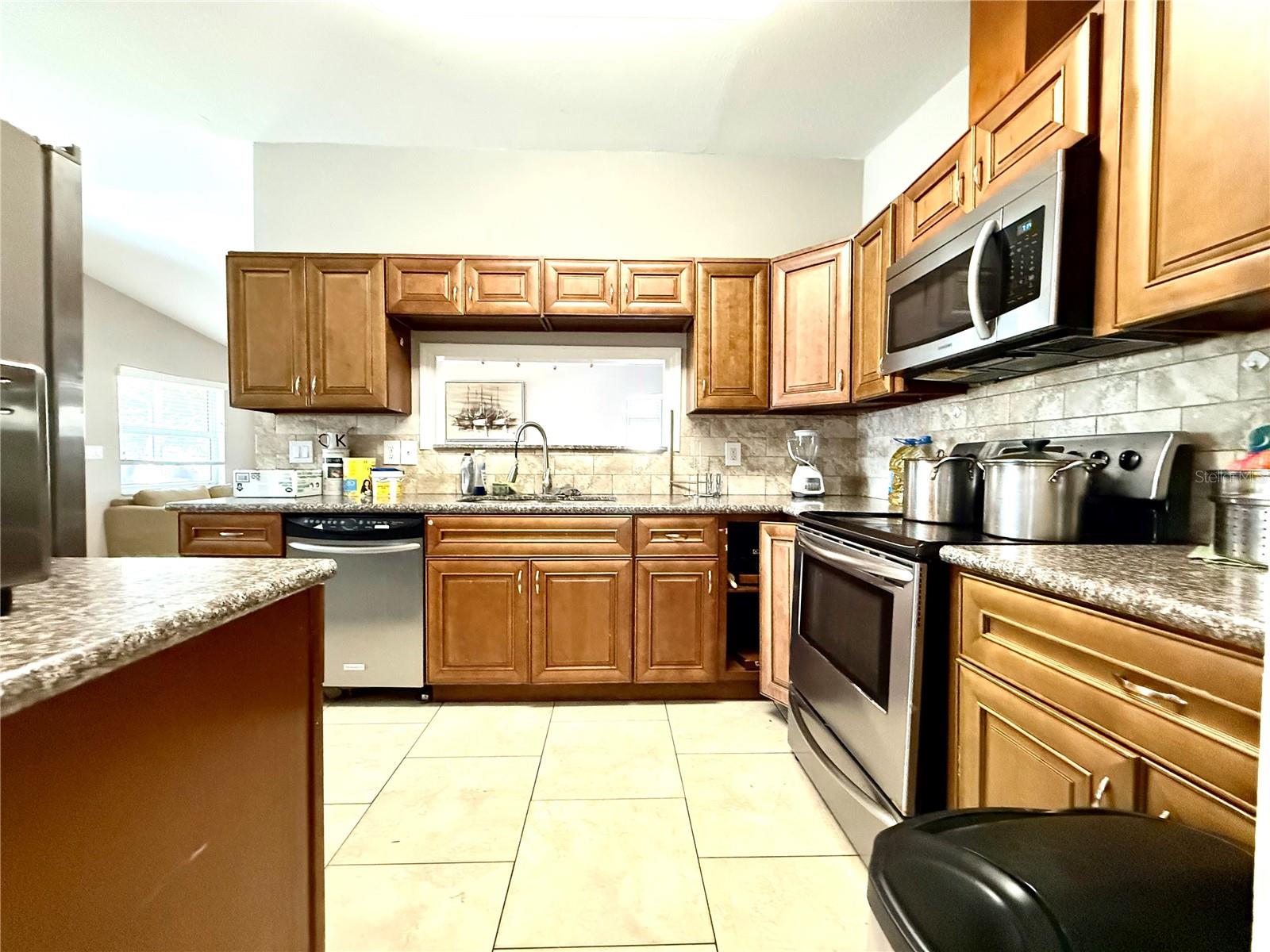 Image 4 of 20 For 2423 23rd Street