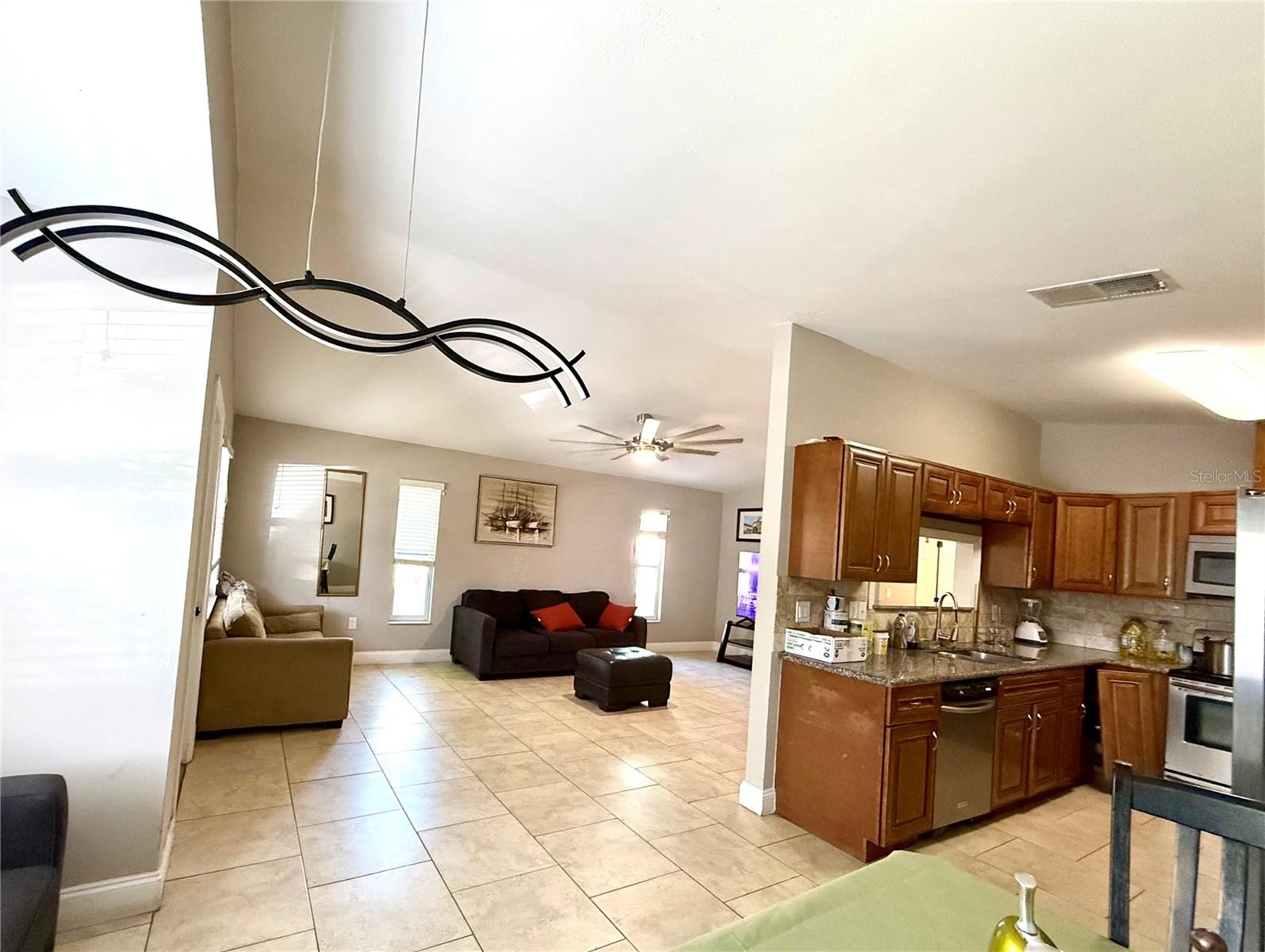 Image 8 of 20 For 2423 23rd Street