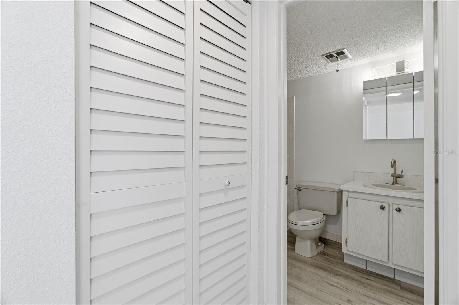 Image 16 of 39 For 2060 Marilyn Street 127