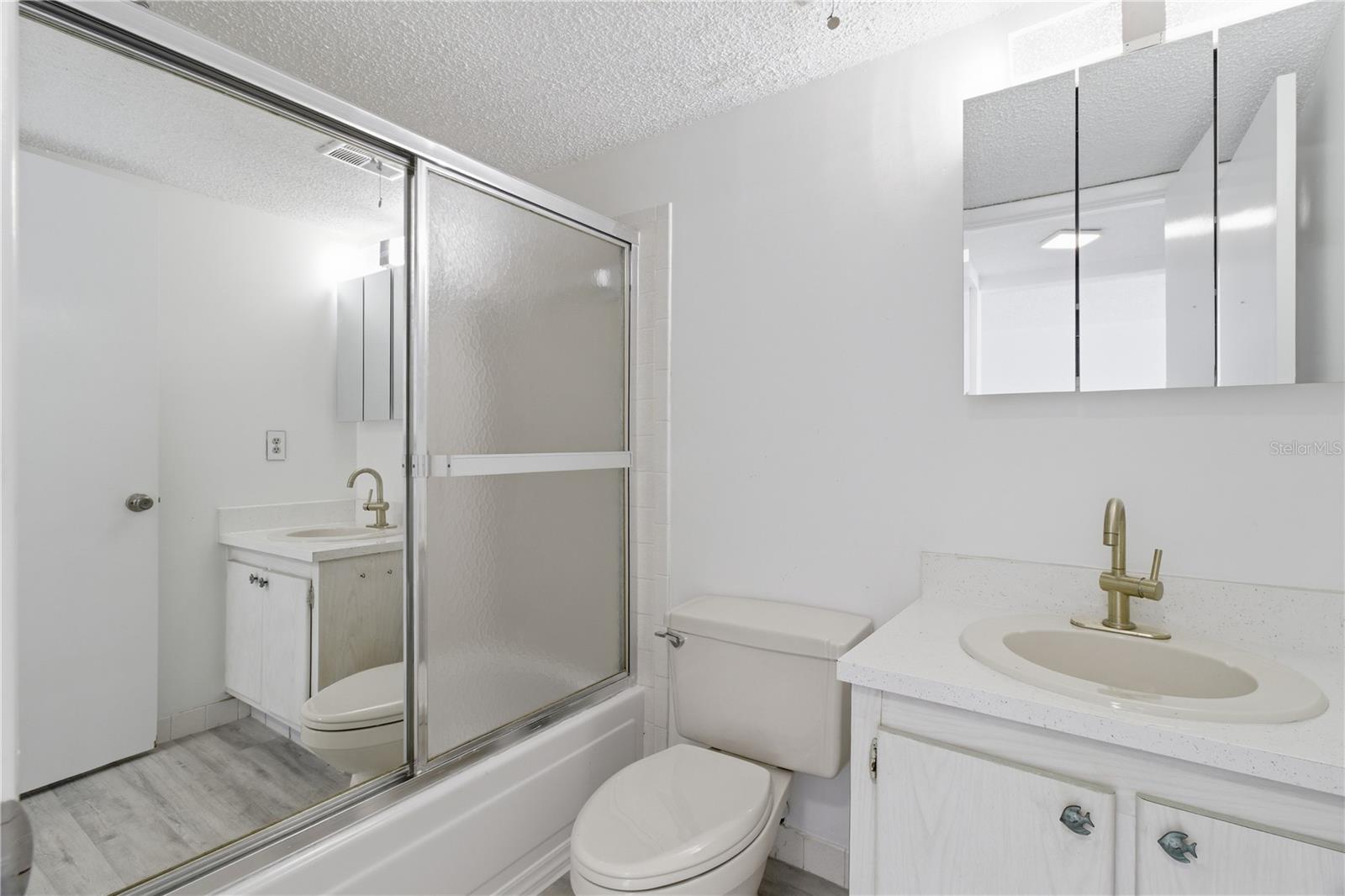 Image 17 of 39 For 2060 Marilyn Street 127