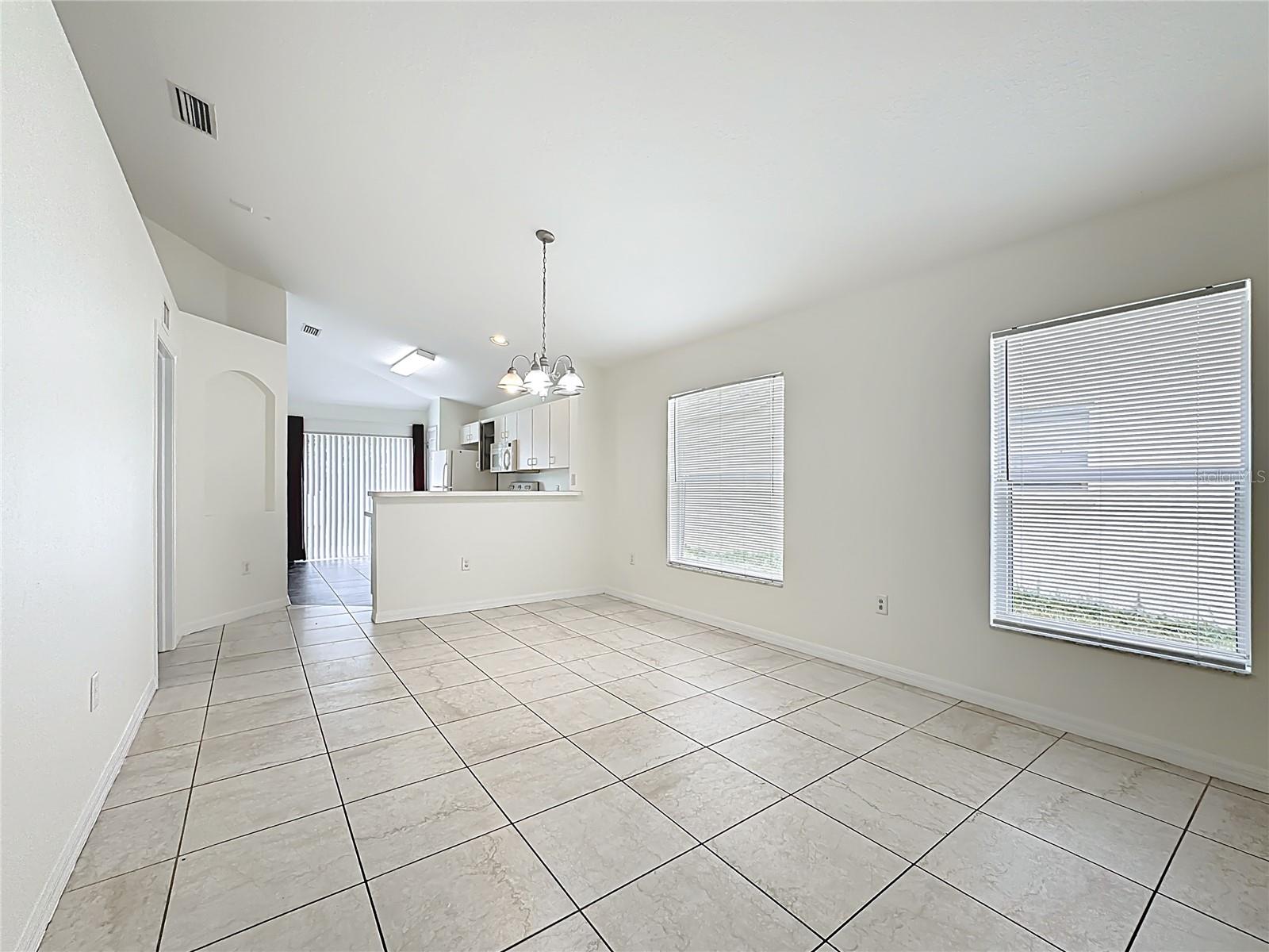 Image 6 of 25 For 4011 Day Bridge Place