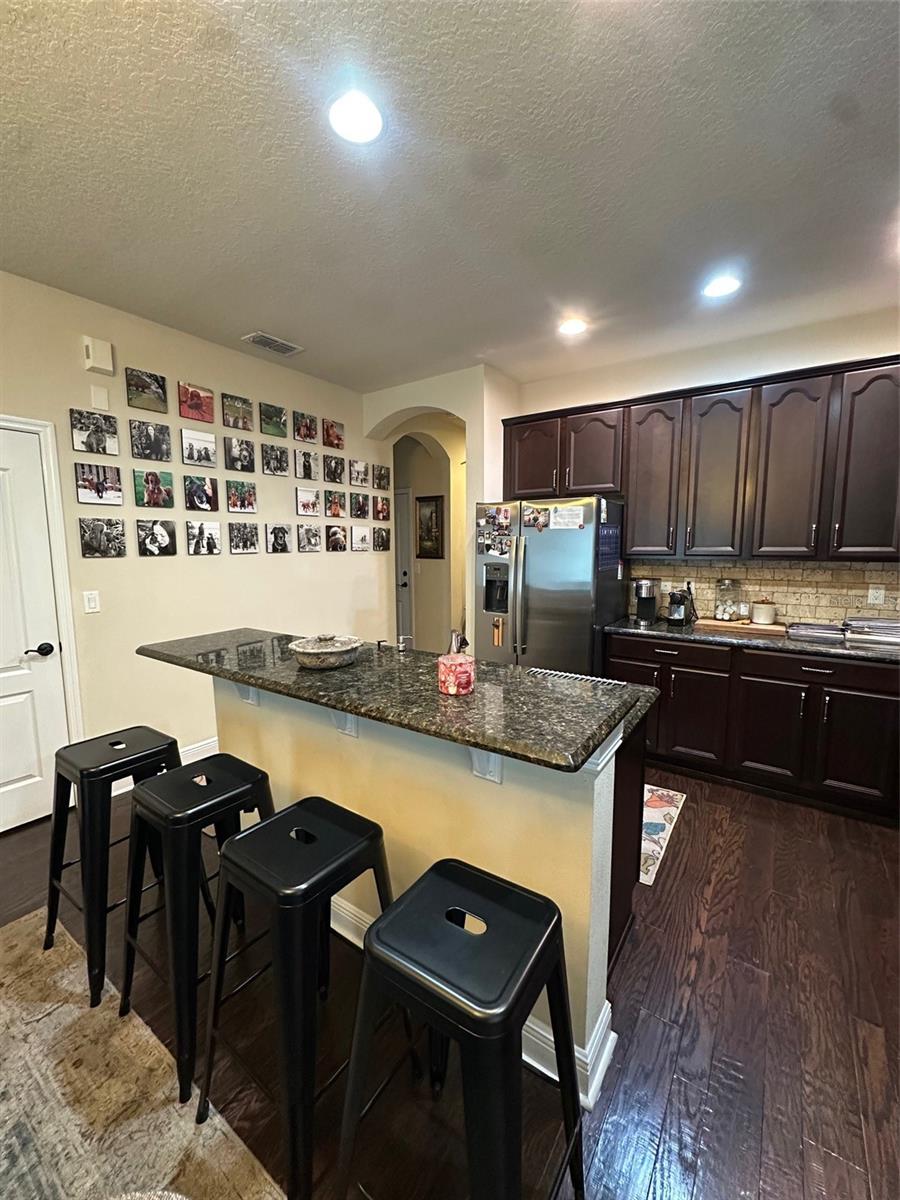 Image 4 of 15 For 7704 Desoto Street