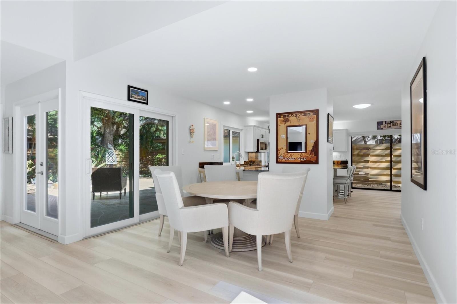 Image 15 of 55 For 2510 Nightingale Lane 54