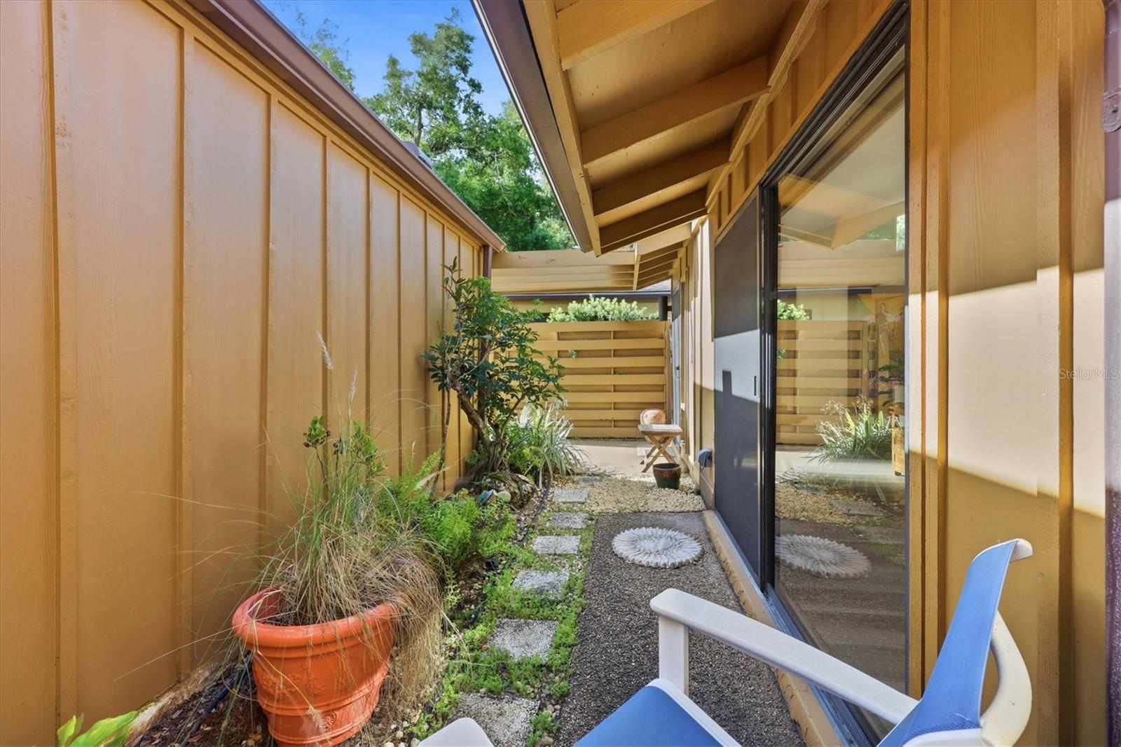 Image 37 of 55 For 2510 Nightingale Lane 54