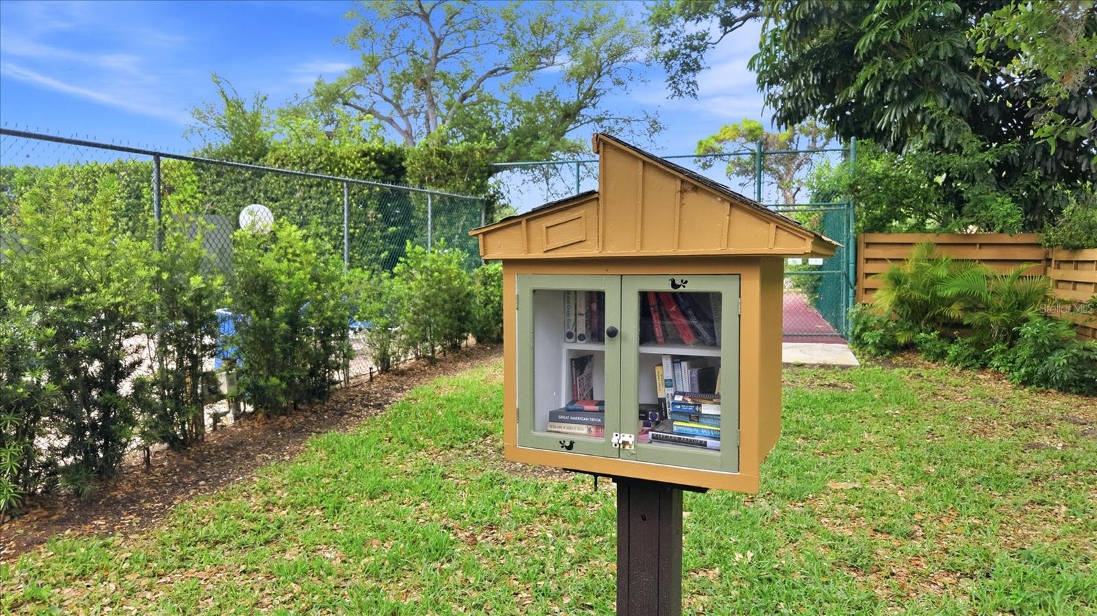 Image 52 of 55 For 2510 Nightingale Lane 54