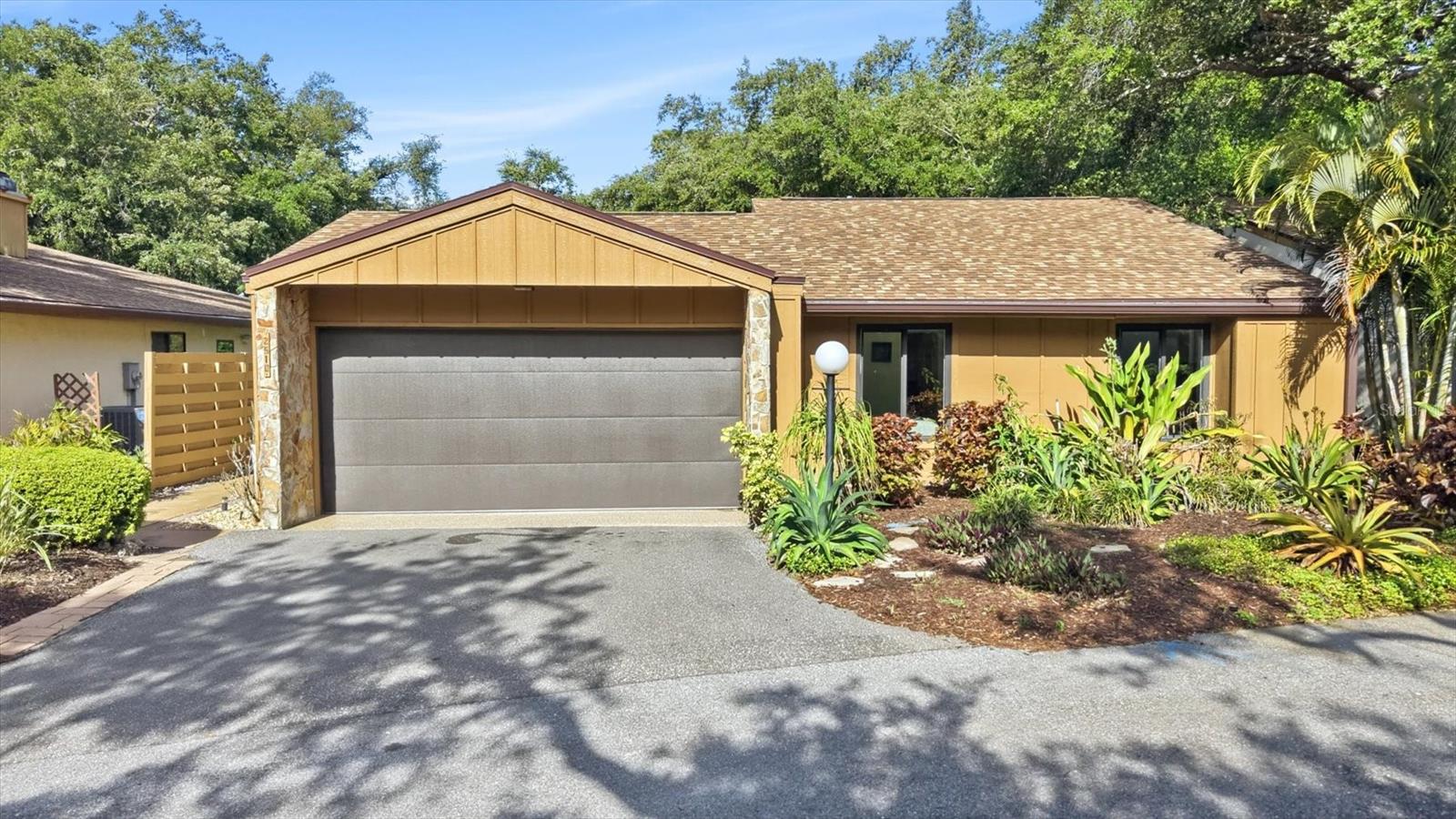 Image 9 of 55 For 2510 Nightingale Lane 54