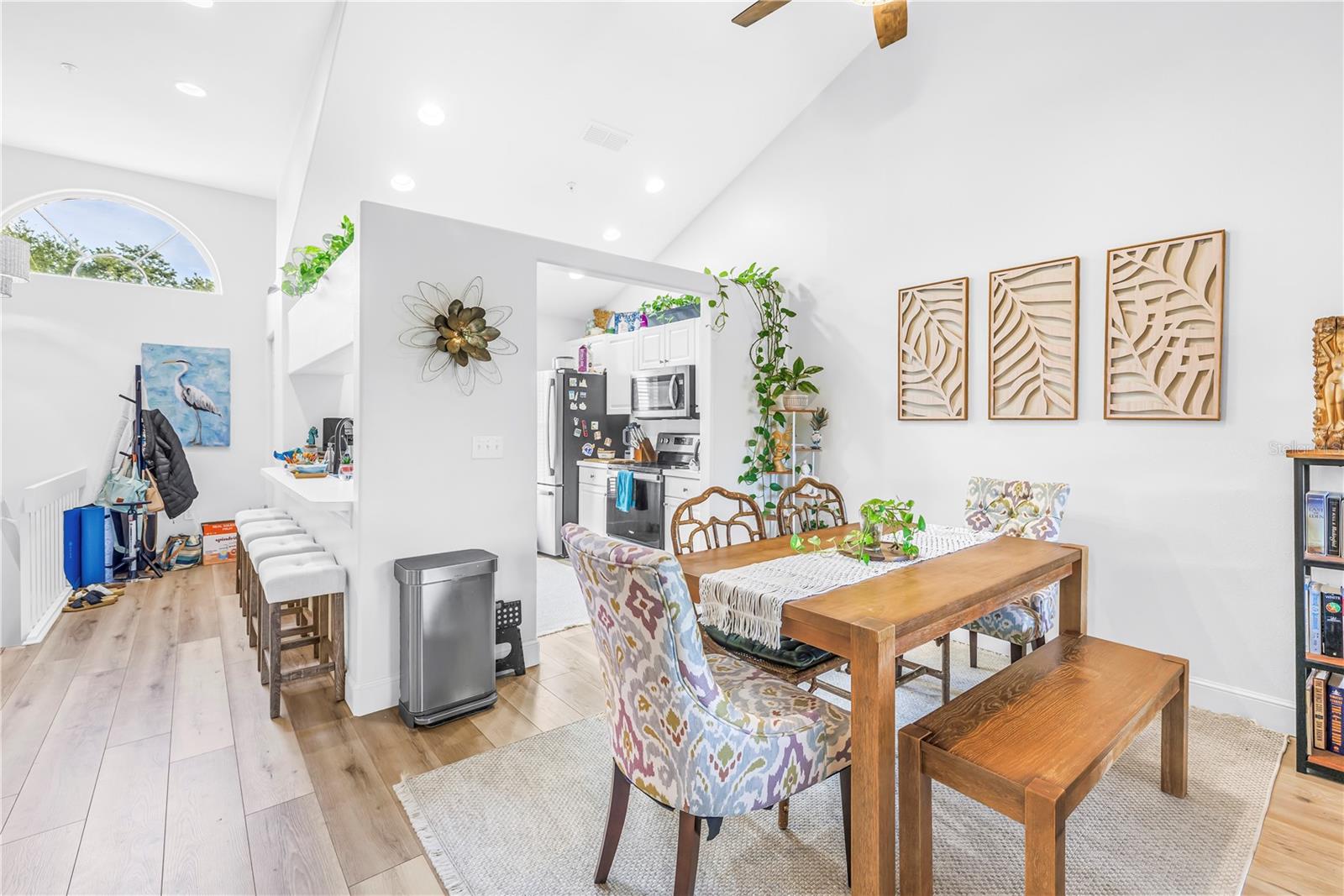 Image 13 of 33 For 8350 Wingate Drive 925