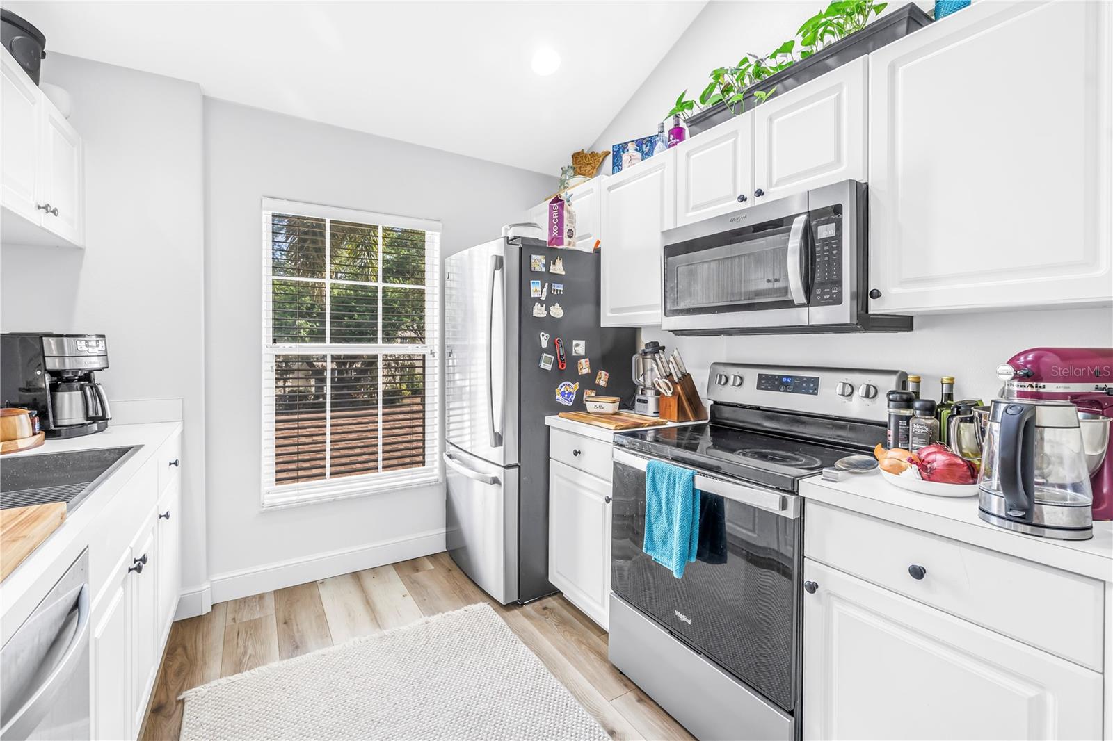 Image 4 of 33 For 8350 Wingate Drive 925