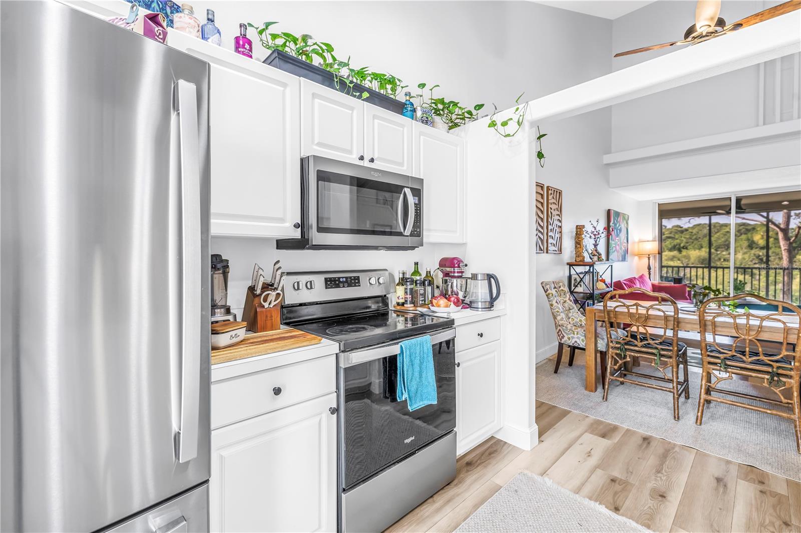 Image 7 of 33 For 8350 Wingate Drive 925