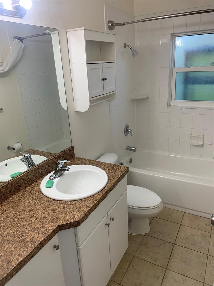 Image 5 of 13 For 365 Scott Street