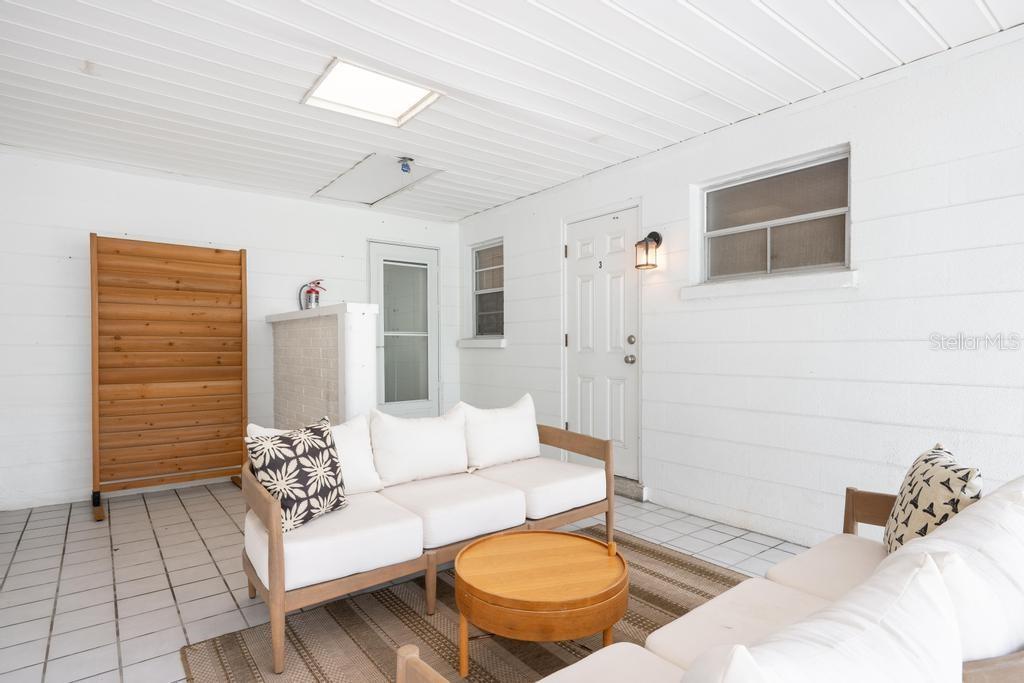 Image 11 of 83 For 107 Pine Avenue