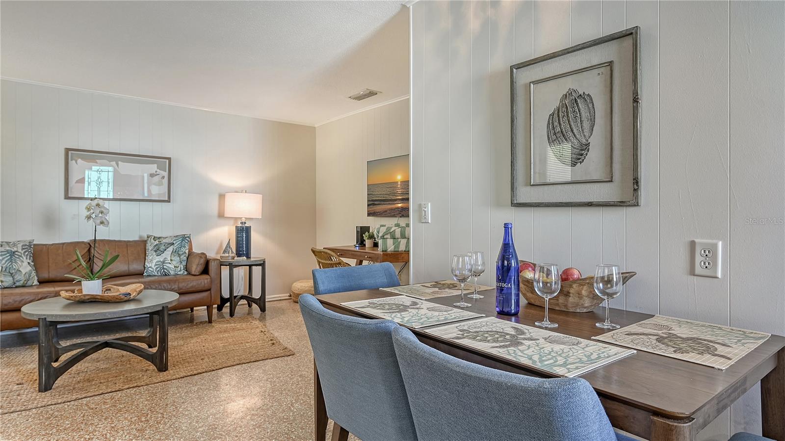 Image 23 of 83 For 107 Pine Avenue