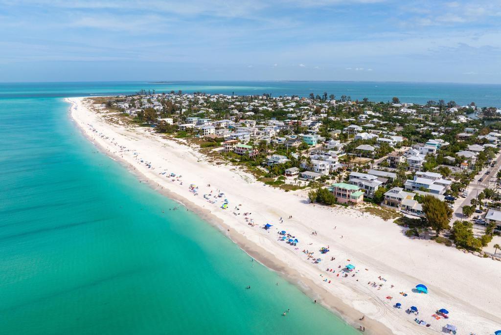 Image 3 of 83 For 107 Pine Avenue