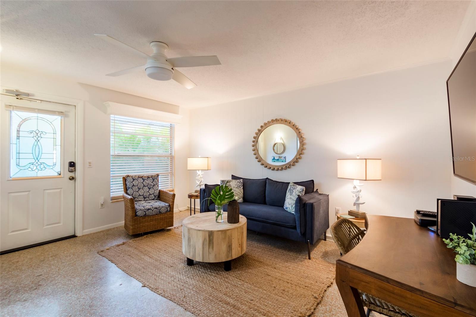 Image 30 of 83 For 107 Pine Avenue