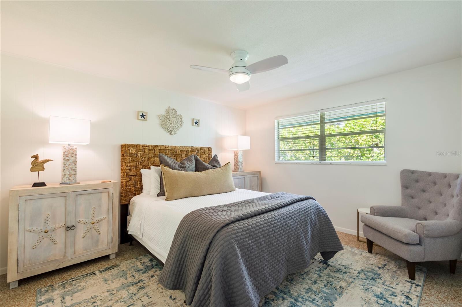 Image 38 of 83 For 107 Pine Avenue