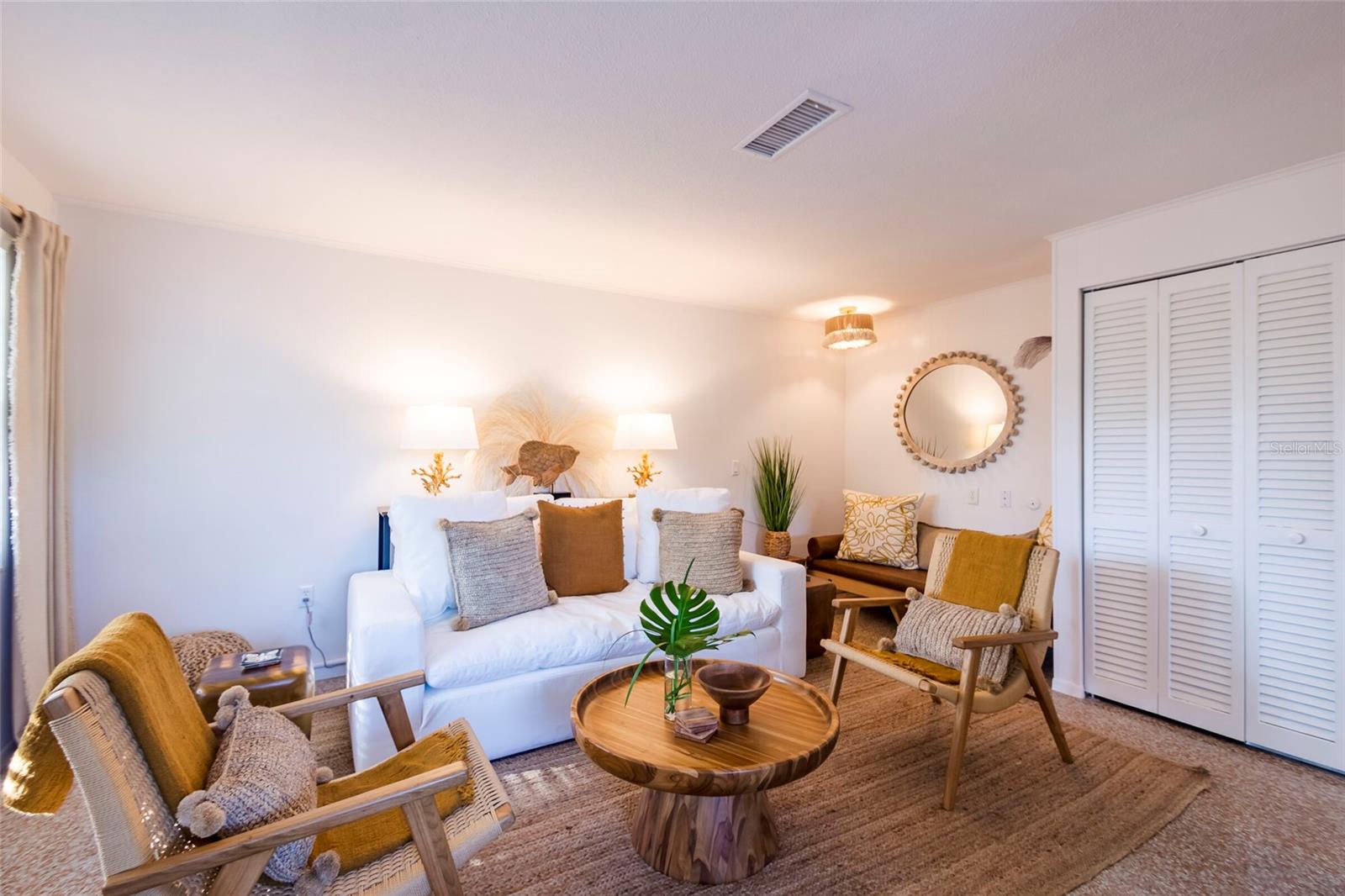 Image 52 of 83 For 107 Pine Avenue