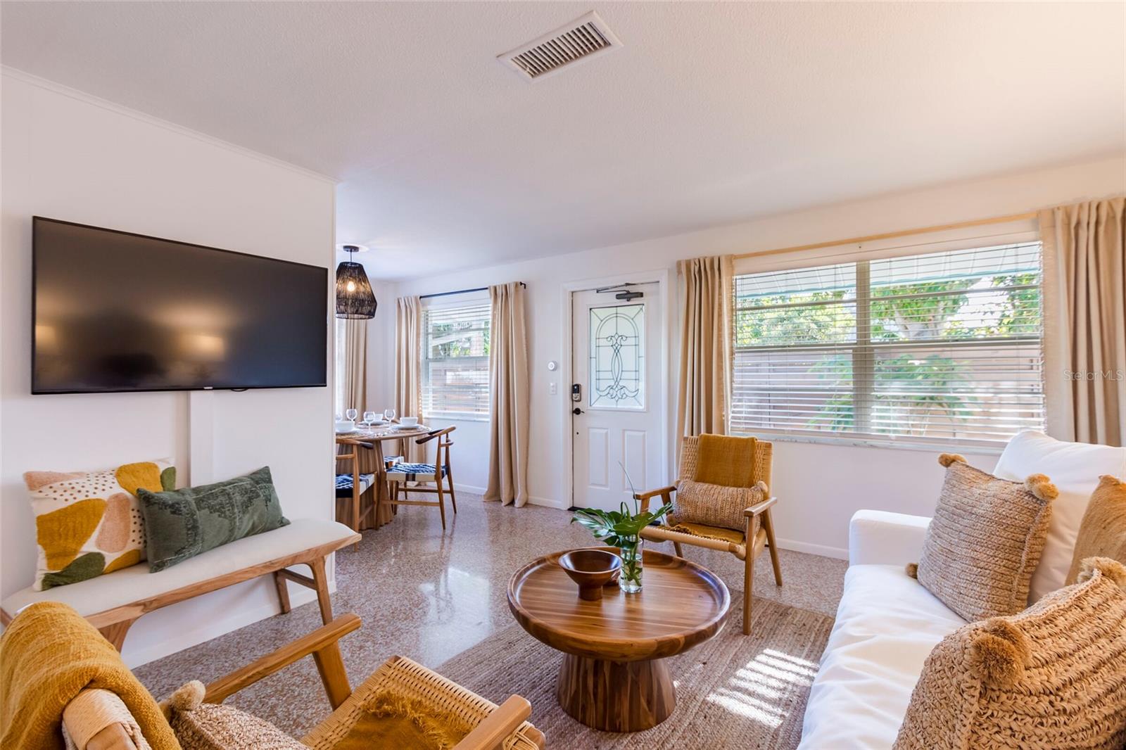 Image 55 of 83 For 107 Pine Avenue