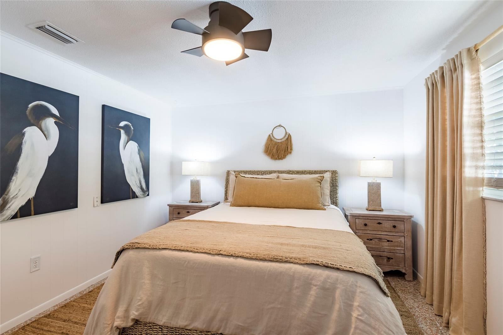 Image 62 of 83 For 107 Pine Avenue