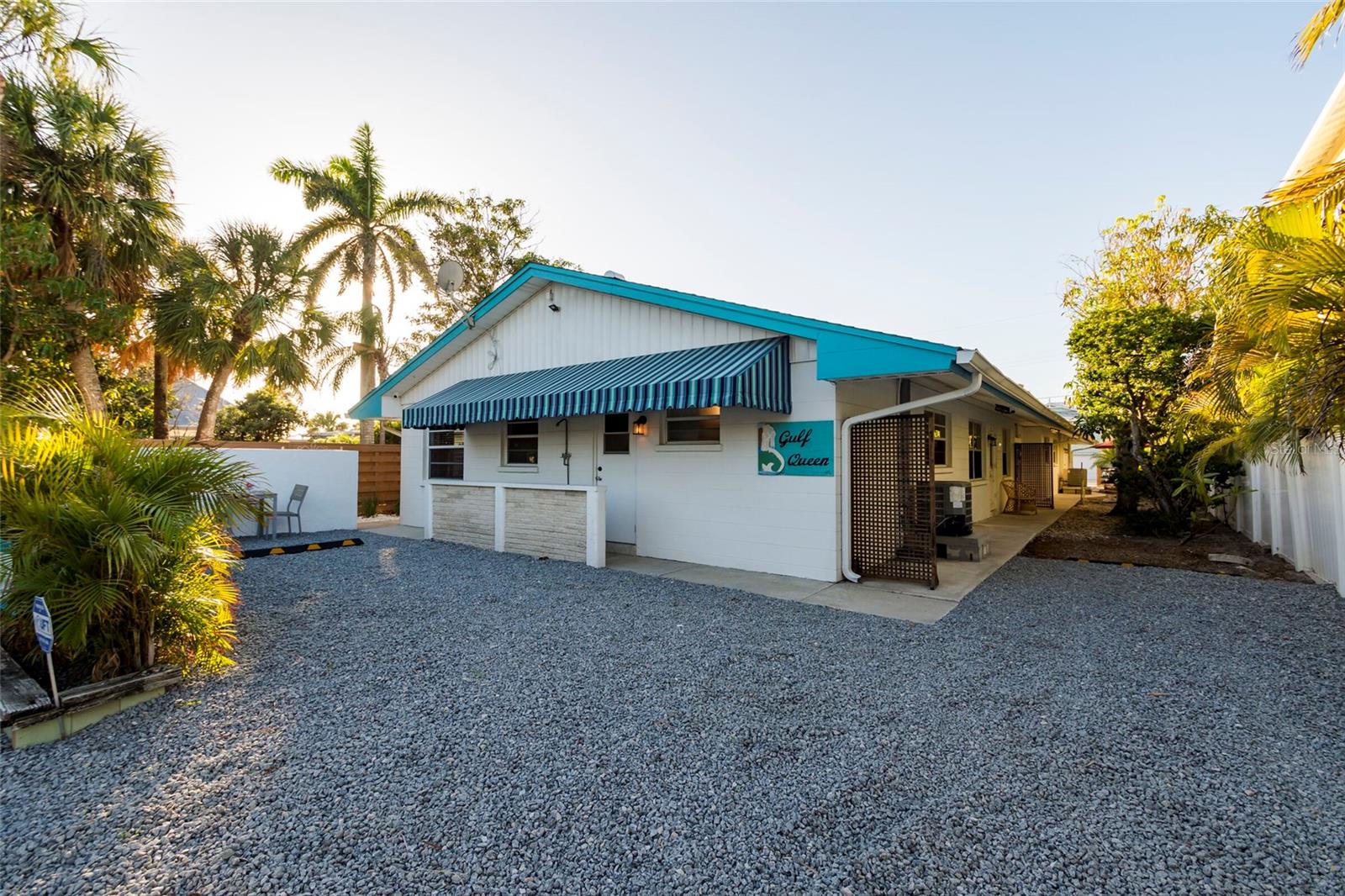 Image 70 of 83 For 107 Pine Avenue