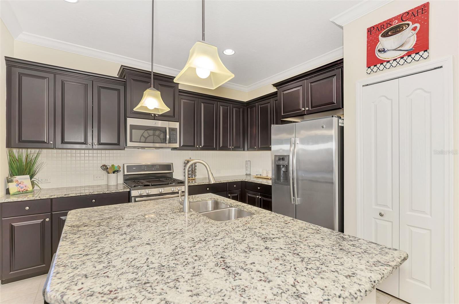 Image 10 of 32 For 1321 Backspin Drive