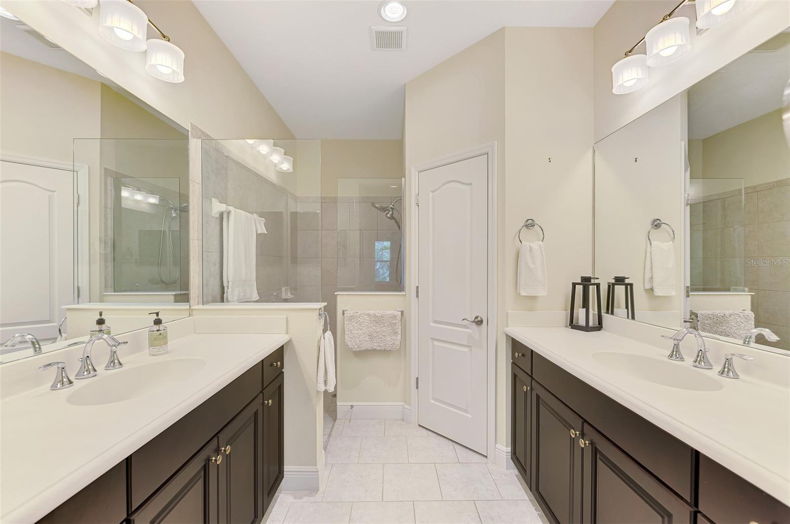 Image 16 of 32 For 1321 Backspin Drive