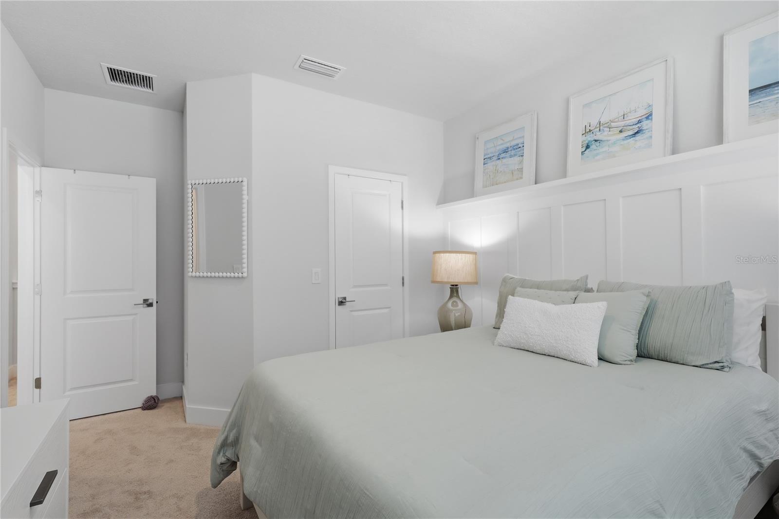 Image 26 of 49 For 7221 Sutton Lane