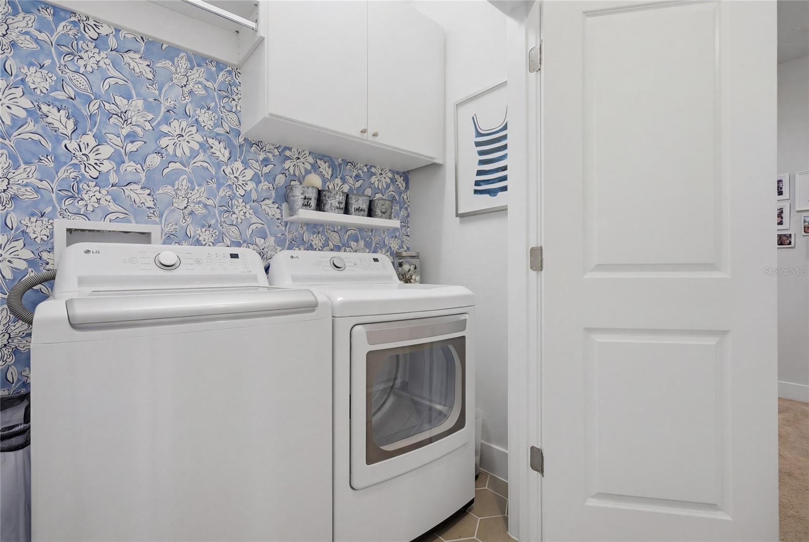 Image 29 of 49 For 7221 Sutton Lane