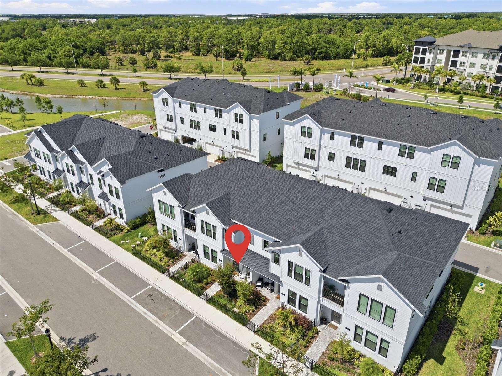 Image 40 of 49 For 7221 Sutton Lane