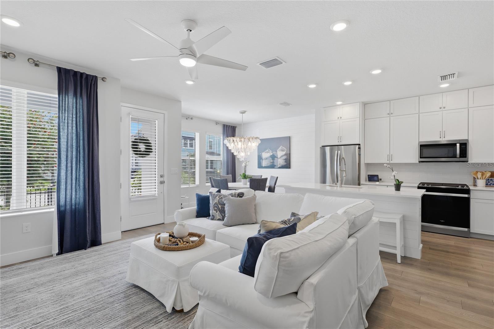 Image 6 of 49 For 7221 Sutton Lane