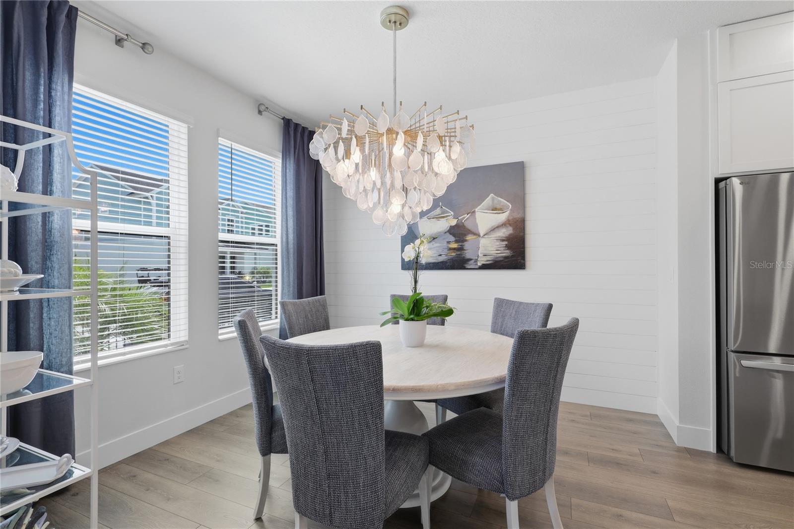 Image 8 of 49 For 7221 Sutton Lane