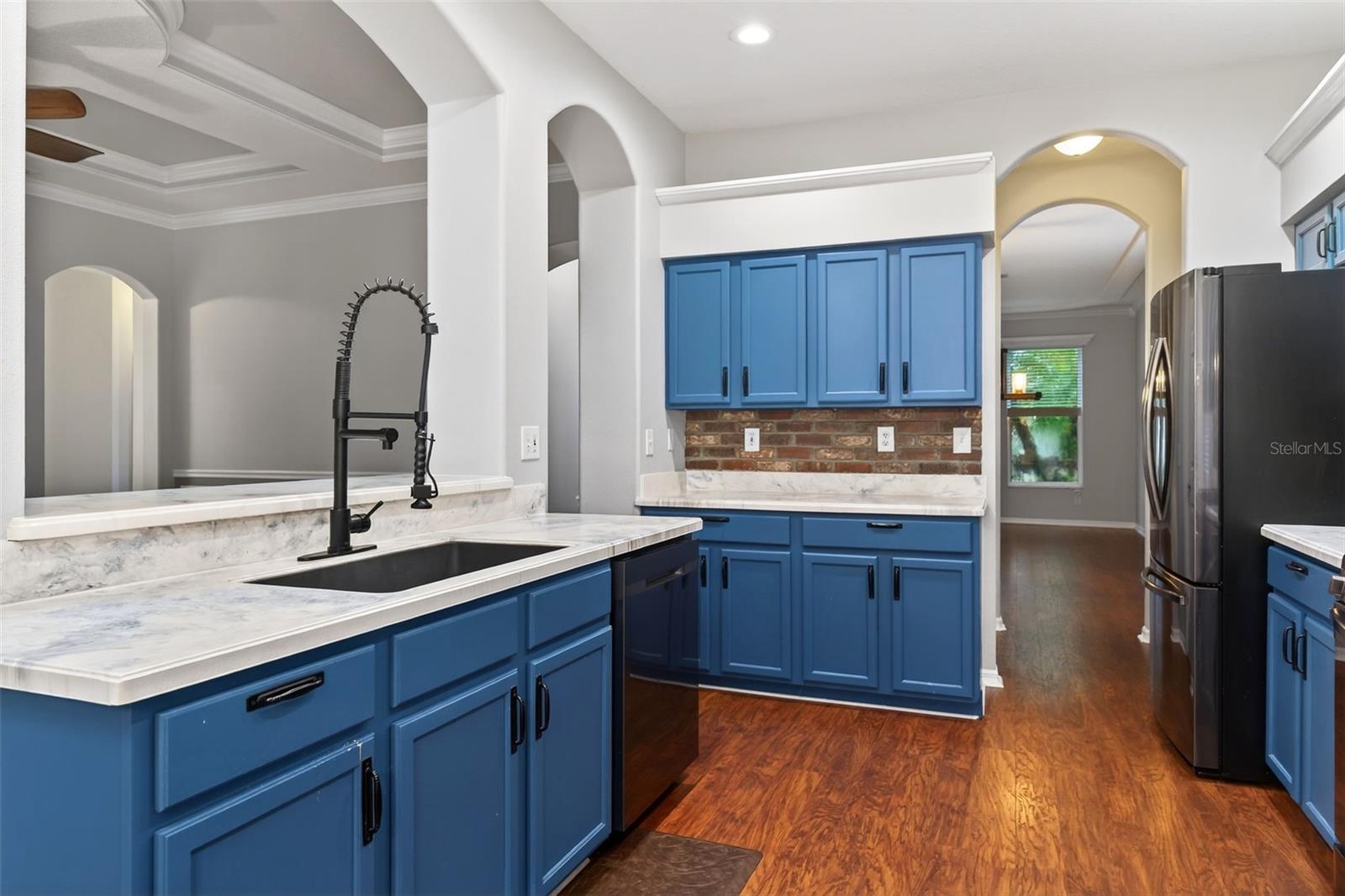 Image 19 of 59 For 4956 Creekside Trail