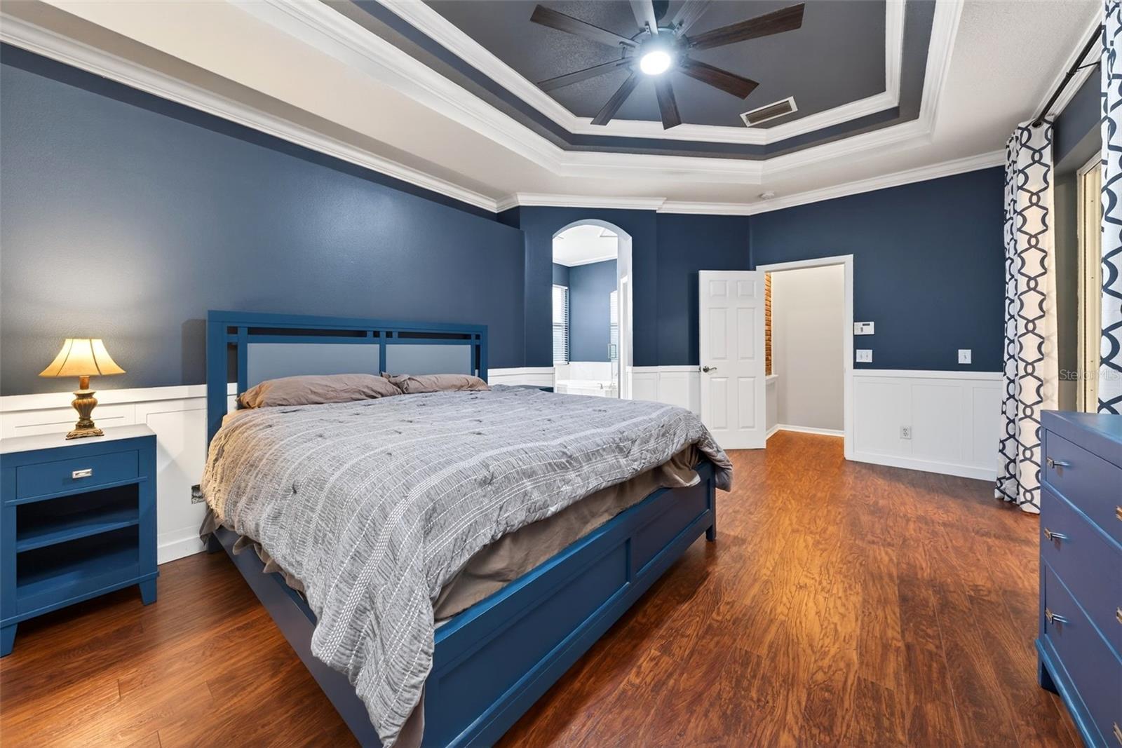 Image 34 of 59 For 4956 Creekside Trail