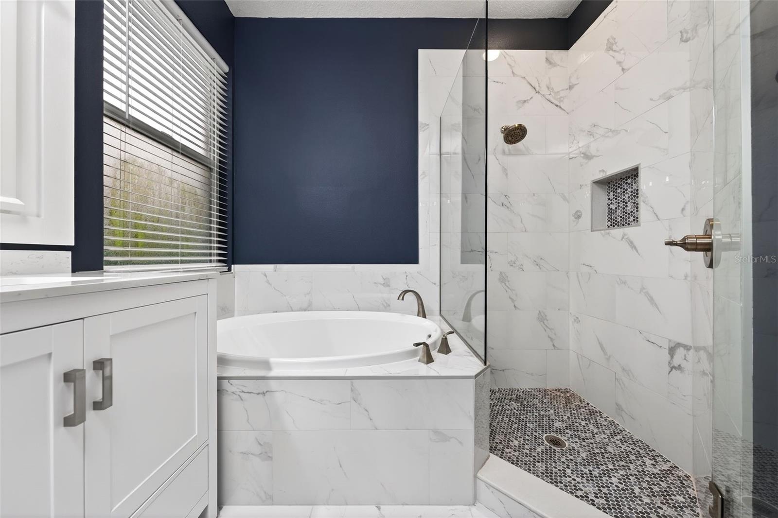 Image 39 of 59 For 4956 Creekside Trail