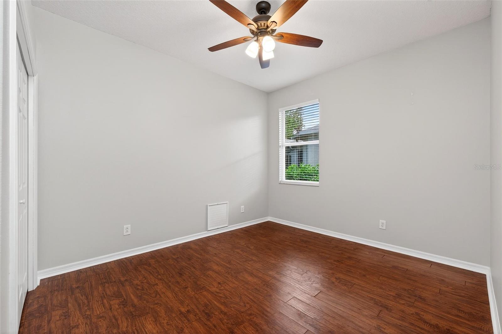 Image 42 of 59 For 4956 Creekside Trail