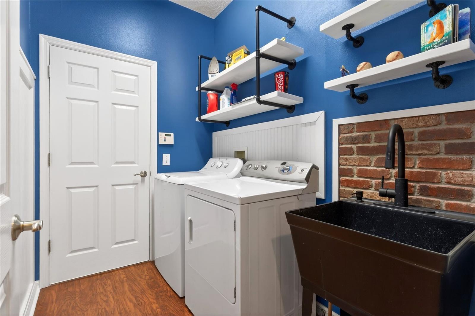 Image 48 of 59 For 4956 Creekside Trail