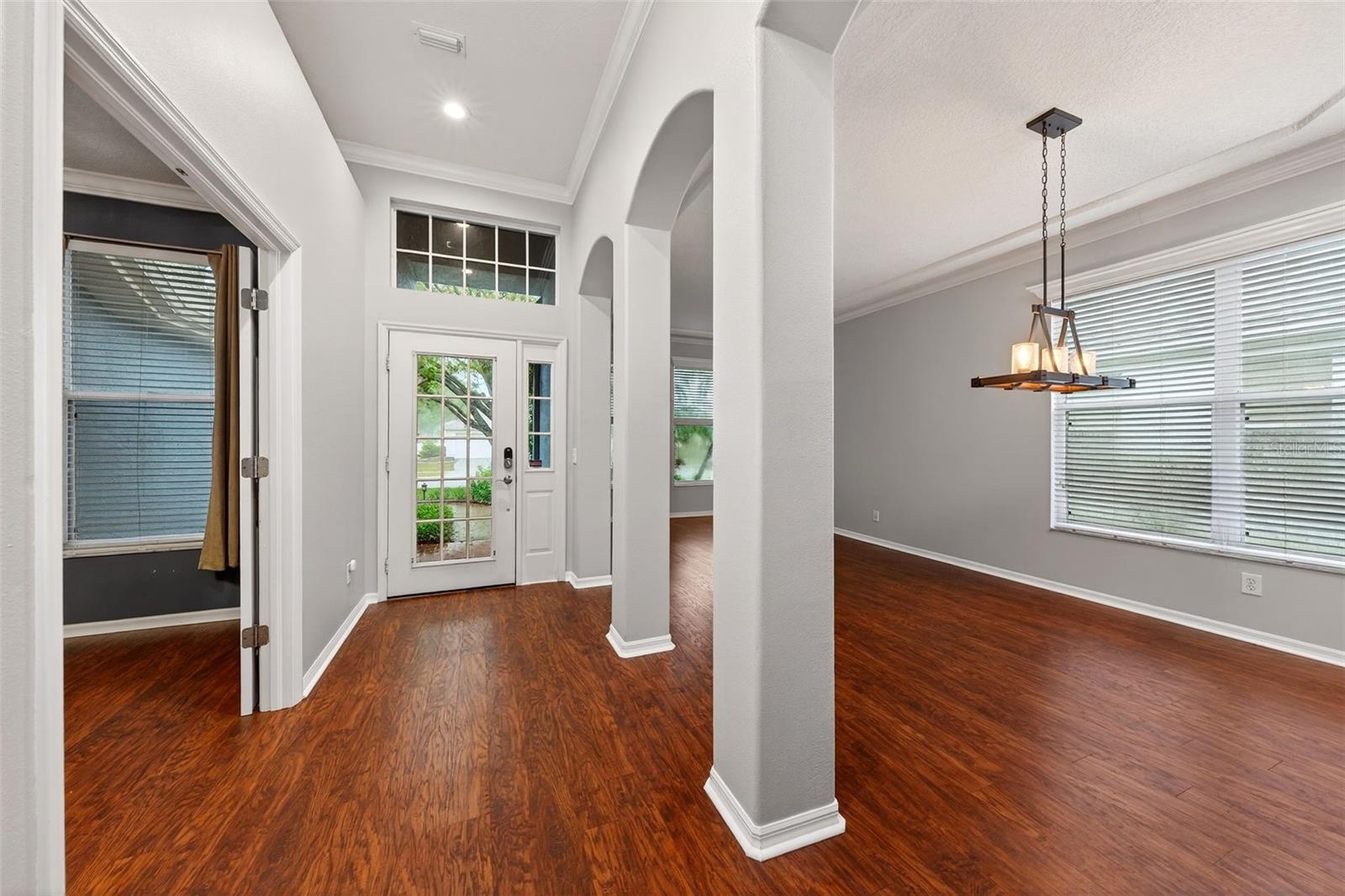 Image 6 of 59 For 4956 Creekside Trail