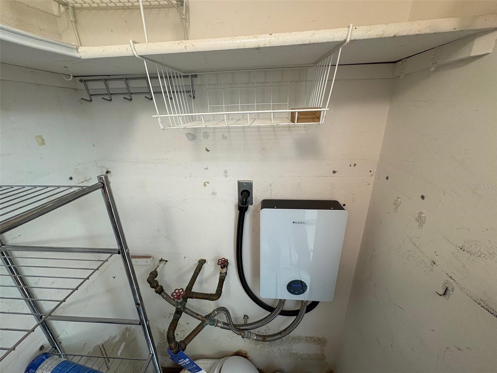 Image 43 of 52 For 6114 43rd Street W 104e