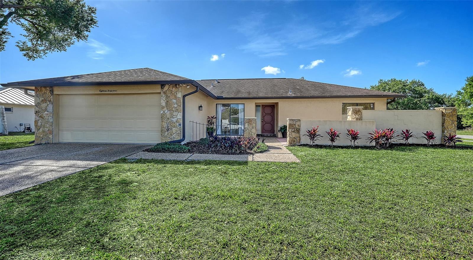 Image 2 of 35 For 1844 Oak View Drive