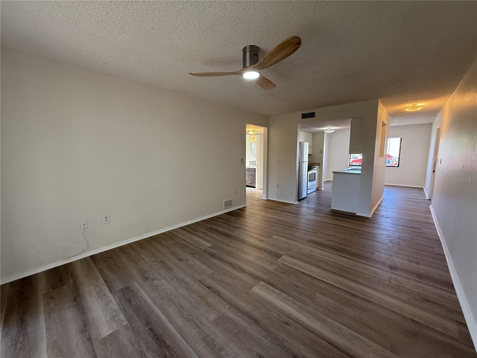 Image 6 of 15 For 5310 26th Street W 2203